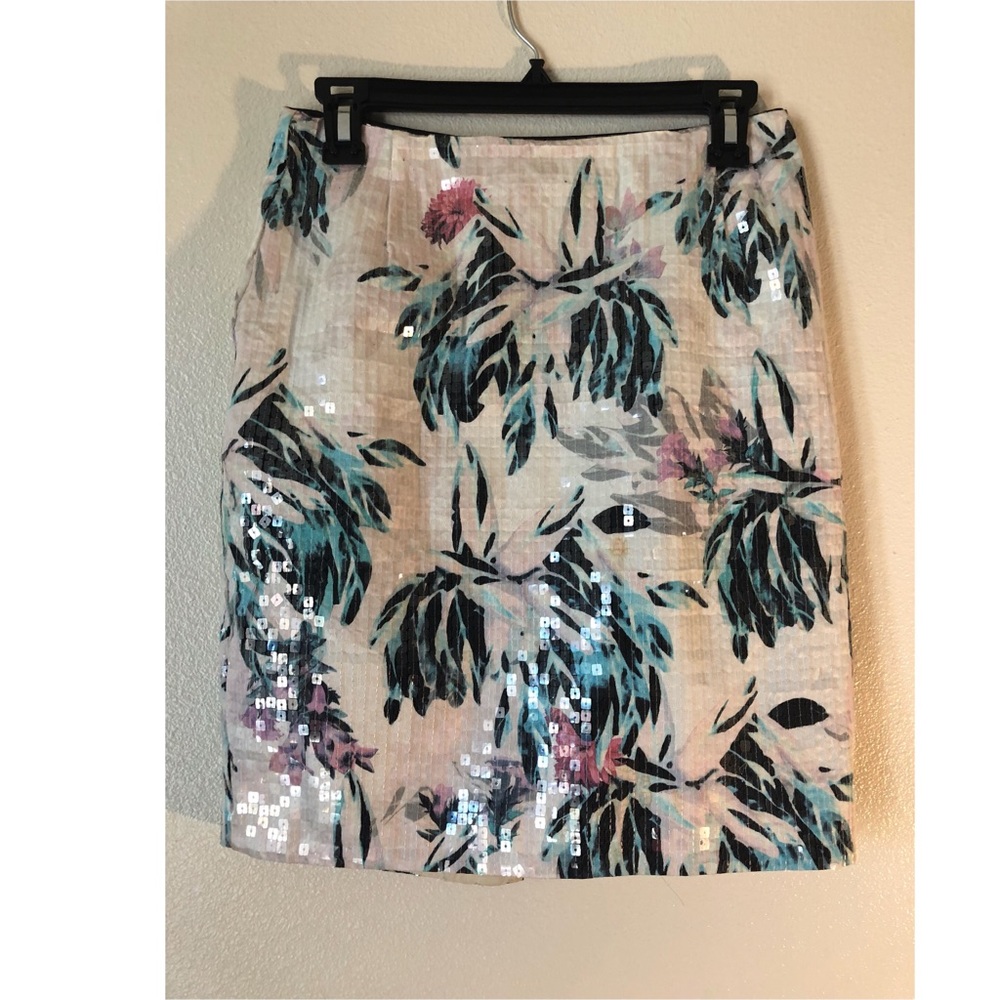 Sequined floral design skirt